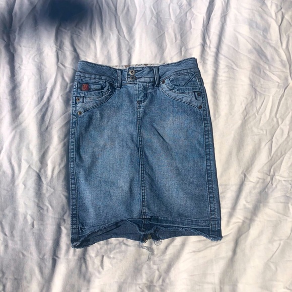 denim skirt - Picture 2 of 7